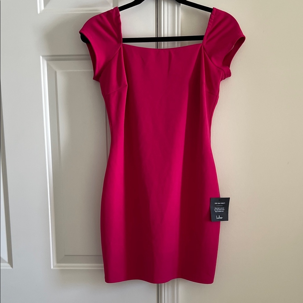 Lulu's Fuchsia Cap Sleeve Mini Dress Size M NWT